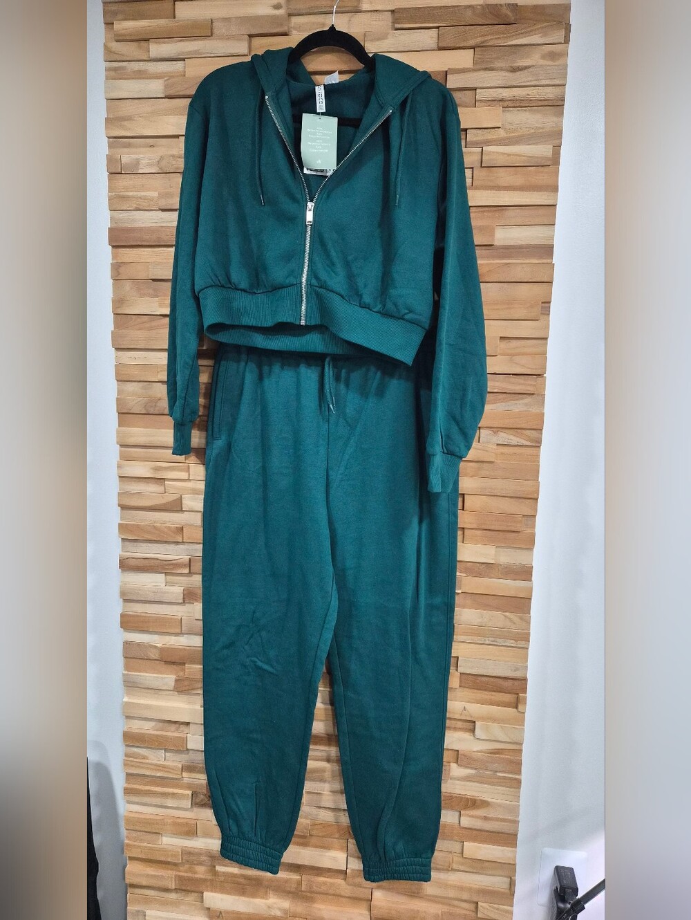 H&M Green Cropped Hoodie Set - Size M - New With Tags7